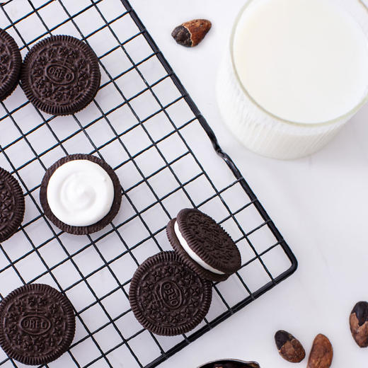 奥利奥 夹心饼干 原味582g 休闲食品 网红零食 超值12小包 小吃 早餐儿童 经典原味 甜而不腻 新老包装随机发货 商品图3