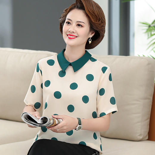 倾城 21803 洋气大码波点衬衫短袖T恤 商品图0
