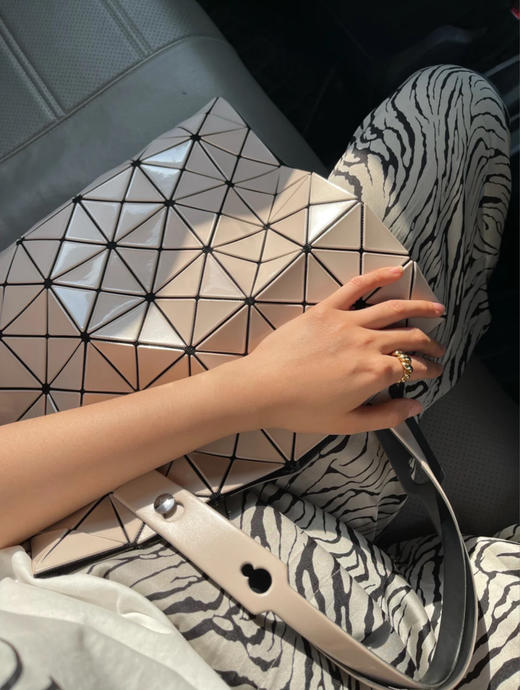 三宅一生，限时秒杀🉐️138包邮，4色 商品图0