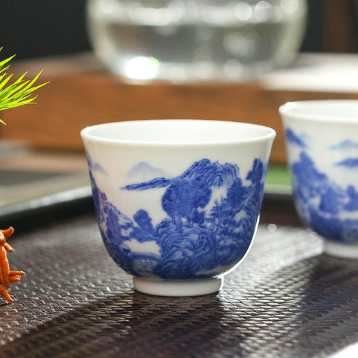 青花云松山居杯 商品图1