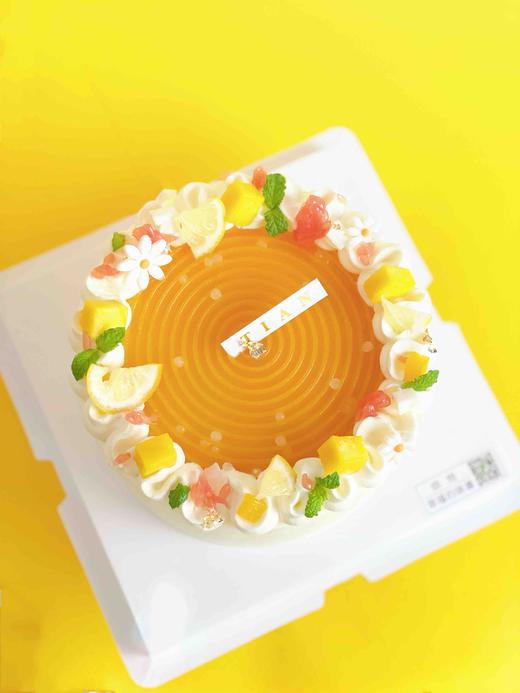 杨枝甘露蛋糕，吃上一口，芒果、椰浆、西米、红柚，整个夏天都是你的哦，还可以搭配同款杯子蛋糕，更多人分享 商品图6
