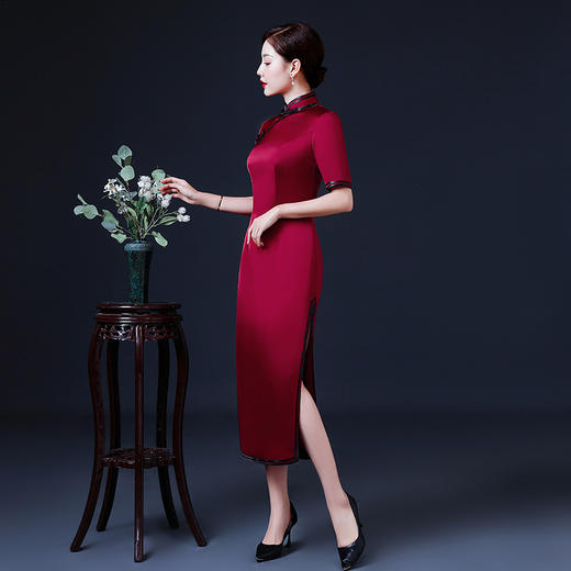 上海旗袍厂LHS-06183酒红春酒红新款改良新式旗袍礼服妈妈参加婚礼装婚宴中国风连衣裙 商品图2