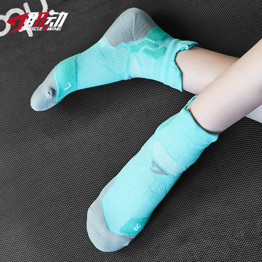🔥829肌动专业跑步袜速干透气春夏马拉松袜中帮男女短筒运动压缩袜越野跑袜 商品图1