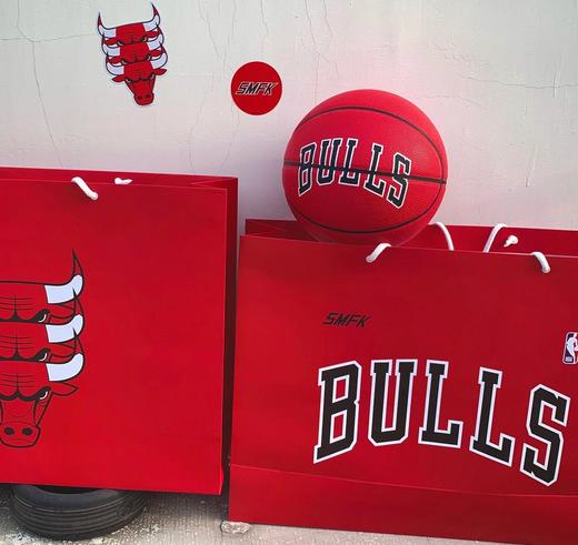 预售|SMFK公牛纪念篮球 红色T0005BUR  .潮快闪[福利品] 商品图2