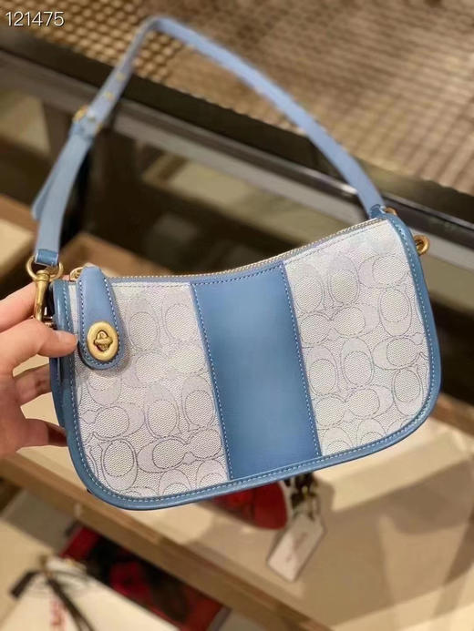 🇺🇸￥1550直邮🌊杨紫同款coach专柜新款swinger 商品图0