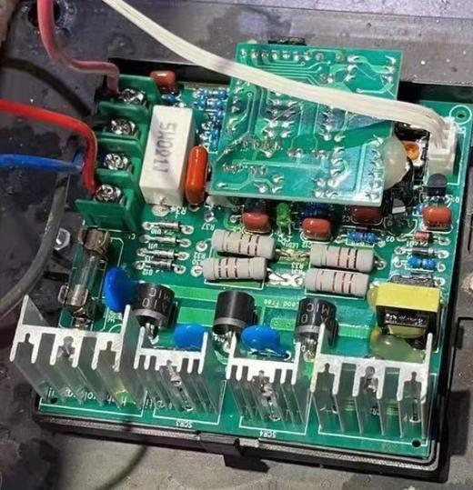 线路板丨 维修用丨5升 7升 B5 B7 LU-ZC5 LU-ZC7打奶油机 商品图0