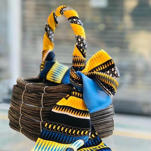 优品堂《春的律动》桑蚕丝双层条形长巾 商品图9