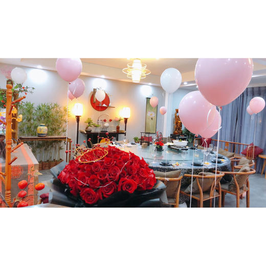 【相爱】鲜花气球求婚布置 商品图1