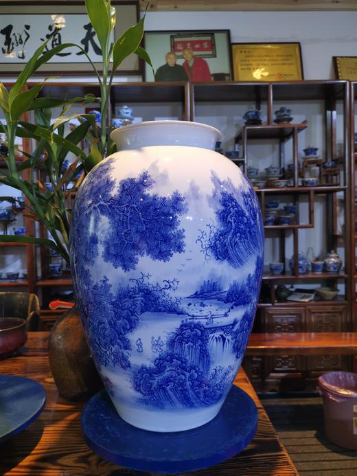 曹细毛作品：青花山水＜滕王阁＞萝卜瓶，工笔山水 商品图5