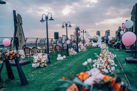 【幸福花路】鲜花气球求婚布置 商品图2