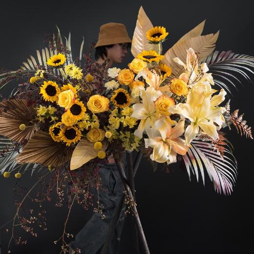 蒸蒸日上-向日葵百合混搭开业庆典三脚架一对 商品图2