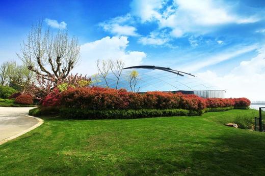 天籁之梦湖州太湖温泉别墅度假酒店，单晚别墅套餐含自助晚餐、水上世界门票、网红皮艇 商品图2