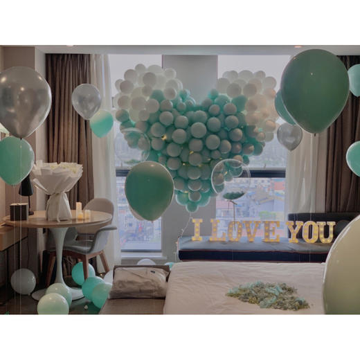 【薄荷之心】鲜花气球求婚布置 商品图1