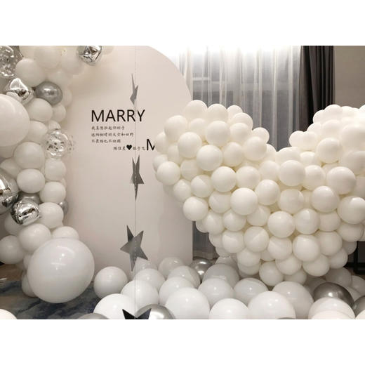 【梦幻】鲜花气球求婚布置 商品图2