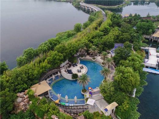天籁之梦湖州太湖温泉别墅度假酒店，单晚别墅套餐含自助晚餐、水上世界门票、网红皮艇 商品图3