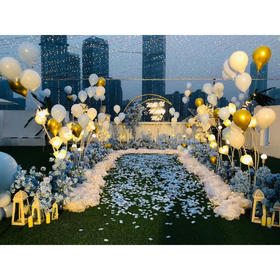 【月色缤纷】鲜花气球求婚布置