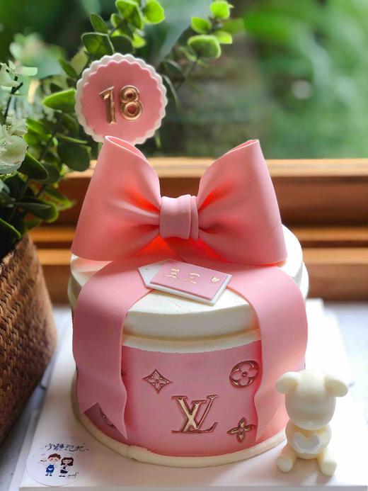 翻糖lv蝴蝶结奶油蛋糕 下单前请仔细阅读商品详情 商品图1