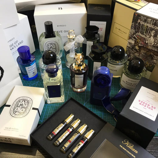 168🉐️包邮抽香水盲盒，内含2瓶大瓶正装！！！
香水新手盲入好选择👍 商品图7