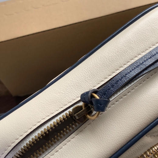 夏日特惠💰1100【原厂皮】原单古驰Gucci 相机包447632双G扣复古 商品图5