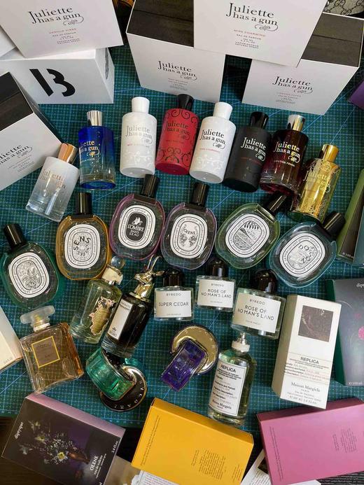 168🉐️包邮抽香水盲盒，内含2瓶大瓶正装！！！
香水新手盲入好选择👍 商品图0