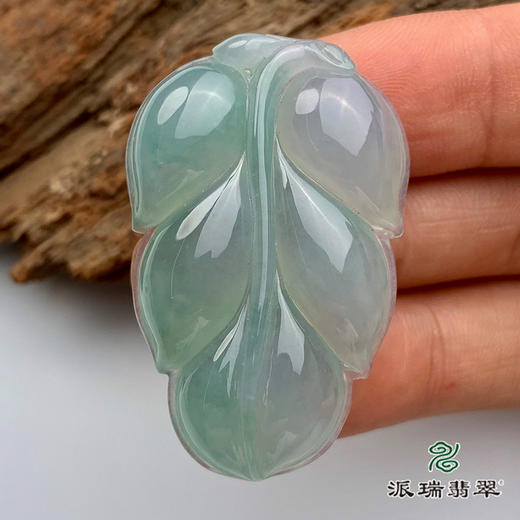 派瑞翡翠 翡翠挂件 糯种 淡绿色 商品图2