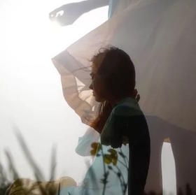 越是难熬的时候，越要自己撑过去