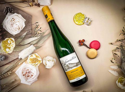 萨尔宫宫殿园雷司令半甜白葡萄酒 商品图0