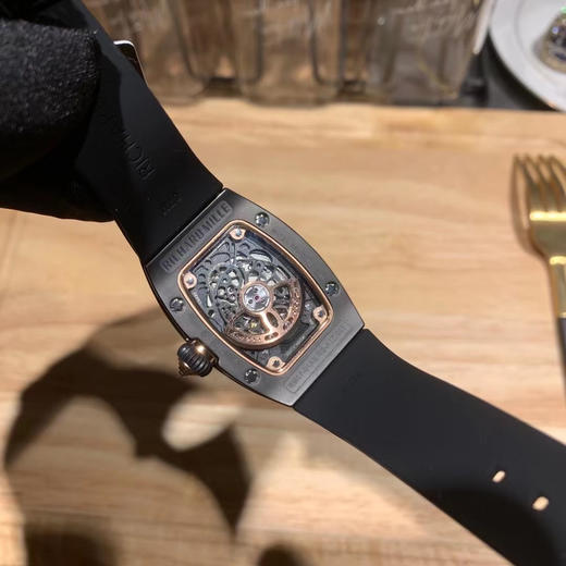 理查德米勒 RichardMille RM07糖果棉花糖 碳纤维/黑白陶瓷表壳 最新爆款 bon bon系列稀有的作品！克服传统工艺打破模式！ 商品图4