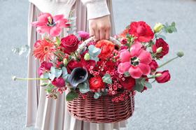 Flowerbene【花有独钟】私人订制红色系鲜花手提花篮