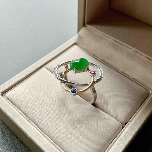 冰种阳绿翡翠蛋面戒指行星18k黄金白金钻石红蓝宝石镶嵌 商品图5