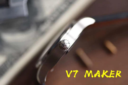 V7厂神器重磅力推，良心升级IWC飞行员马克十八系列级副本V2升级如下：1.秒针针孔升级同步原装小帽子结构 商品图3