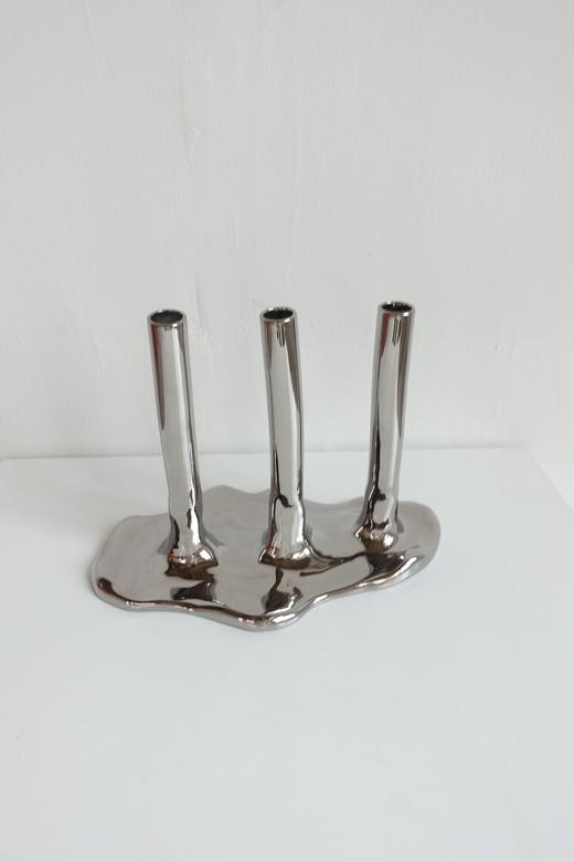 艺术家王画烛台作品-有根的花 商品图1