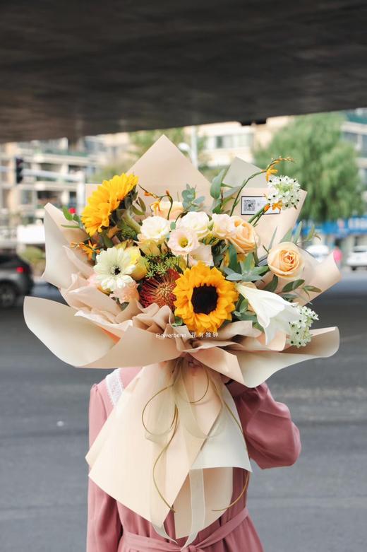 Flowerbene【花有独钟】私人订制 鲜花花束 商品图0