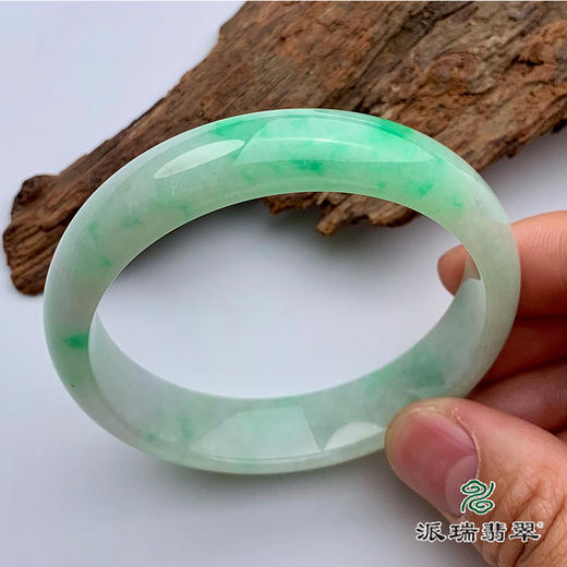 派瑞翡翠 翡翠手镯 糯种 绿色 商品图2