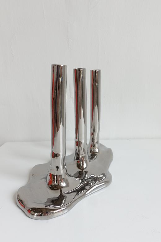 艺术家王画烛台作品-有根的花 商品图9