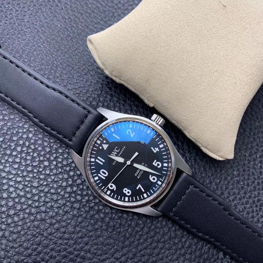 V7厂神器重磅力推，良心升级IWC飞行员马克十八系列级副本V2升级如下：1.秒针针孔升级同步原装小帽子结构 商品图11