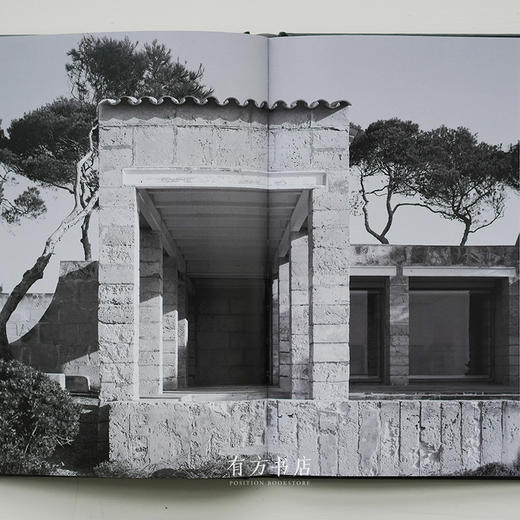 美国原版 | 再访伍重马略卡岛自宅 Utzon Uncovered Revisiting Jørn Utzon's Masterwork on Mallorca 商品图5