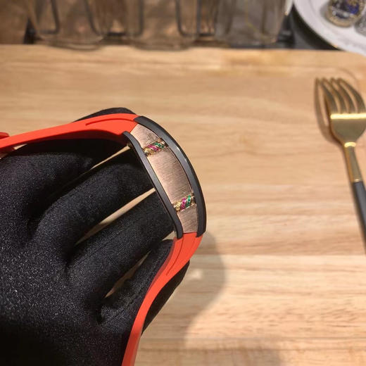 理查德米勒 RichardMille RM07糖果棉花糖 碳纤维/黑白陶瓷表壳 最新爆款 bon bon系列稀有的作品！克服传统工艺打破模式！ 商品图14