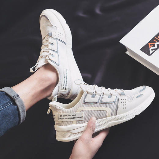 【服饰鞋包】回力情侣款网面运动透气反光休闲跑鞋 商品图0