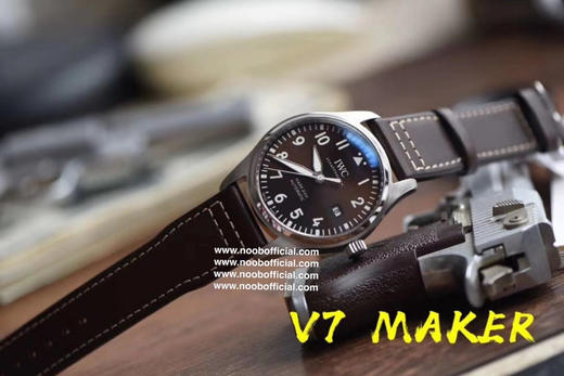 V7厂神器重磅力推，良心升级IWC飞行员马克十八系列级副本V2升级如下：1.秒针针孔升级同步原装小帽子结构 商品图13