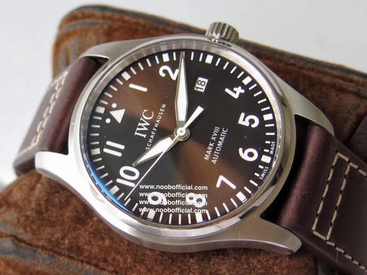 V7厂神器重磅力推，良心升级IWC飞行员马克十八系列级副本V2升级如下：1.秒针针孔升级同步原装小帽子结构 商品图1