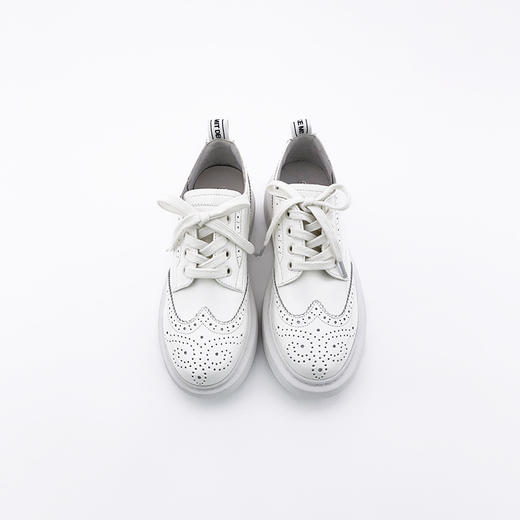 SAFICOO时尚休闲英伦风百搭真皮平底小白鞋 商品图1