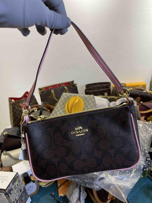 蔻驰麻将包，如图色，孤品清仓特价，有长带 商品图0