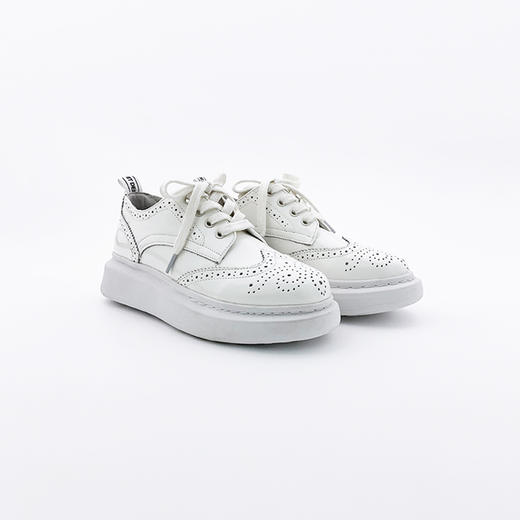 SAFICOO时尚休闲英伦风百搭真皮平底小白鞋 商品图2