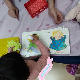 《哆来咪语感启蒙》：甜甜很快也跟着模仿起来