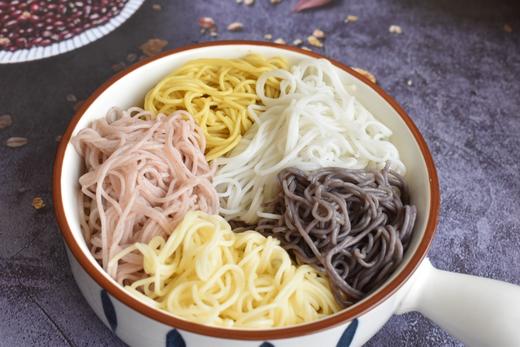 云南五彩干米线|手工制作，健康美味 商品图2