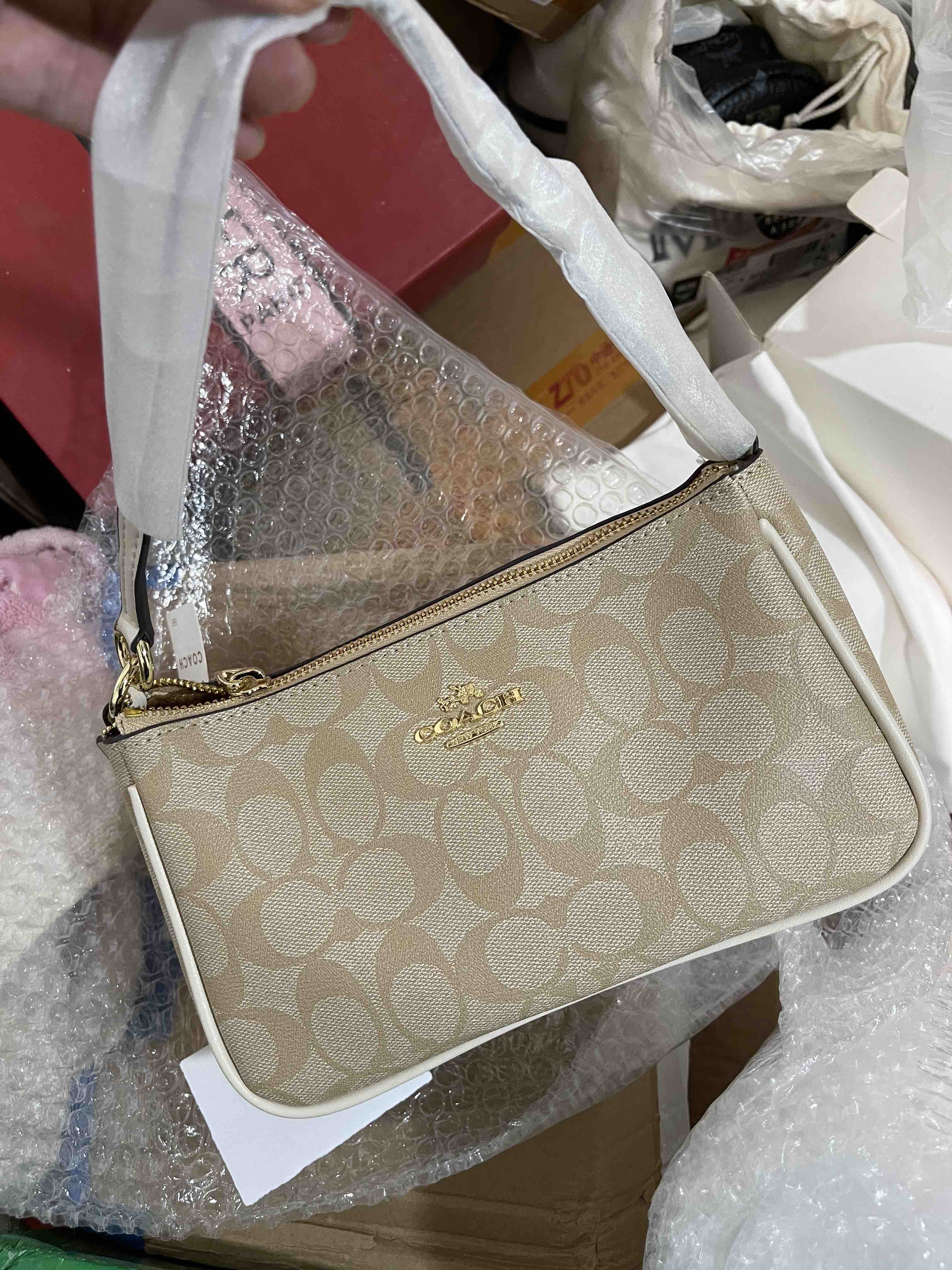 蔻驰麻将包，如图，配长带，无包装，孤品清仓特价