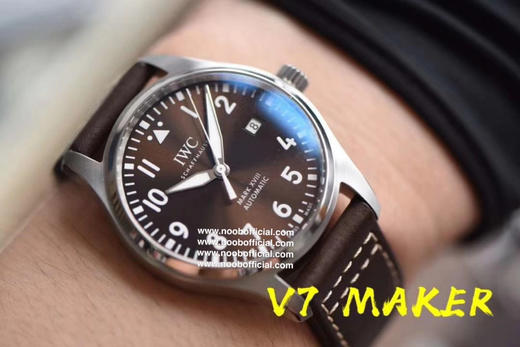 V7厂神器重磅力推，良心升级IWC飞行员马克十八系列级副本V2升级如下：1.秒针针孔升级同步原装小帽子结构 商品图0