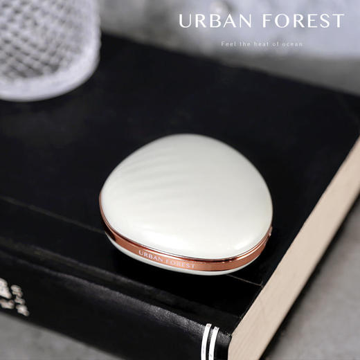 【已下架】积分换购 | URBANFOREST海贝USB贝壳暖手宝移动电源（不支持无理由退换）[福利品] 商品图1