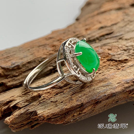 派瑞翡翠 翡翠戒面 冰种 绿色 银托镶嵌 商品图1